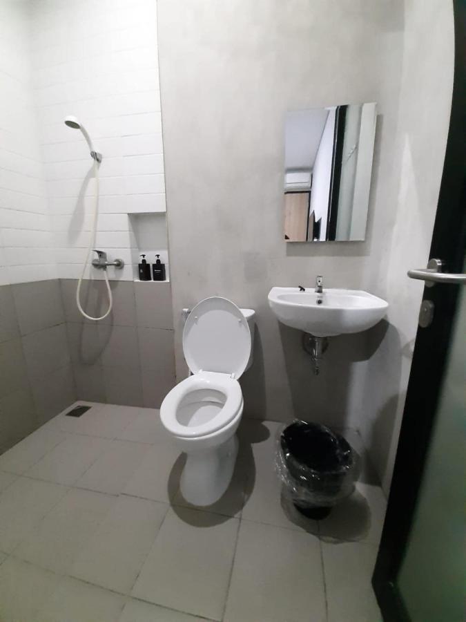 Oyo Life 92770 Cozy Puri 22 Hotel Jakarta Kültér fotó